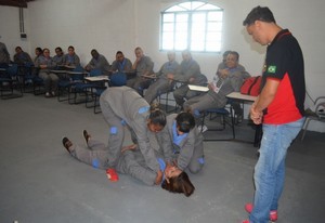 Curso de Primeiros Socorros em SP no Parque dos Carmargos - Treinamento DEA