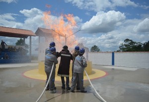 Cursos de Bombeiros Salva Vidas na Barra Funda - Treinamento de Corpo de Bombeiro