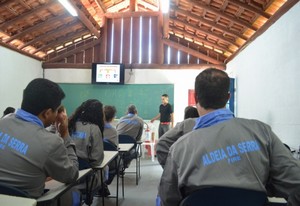 Empresa de Treinamento de Brigada de Prevenção a Incêndio Aldeia da Serra - - Empresa para Treinamento de Brigadistas para Combate a Incêndio