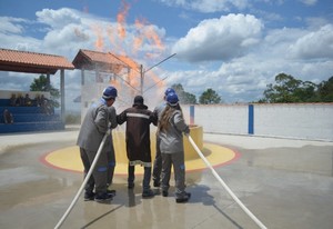 Palestra de DEA Preço no Alto da Lapa - Curso Primeiros Socorros de Bombeiros