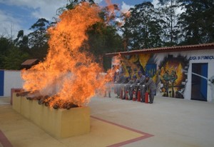 Palestras de DEA no Jaguaré - Curso de Primeiros Socorros