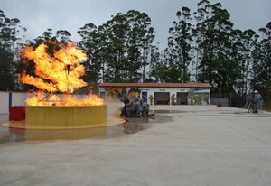 Quando Custa Treinamento de Brigada de Combate a Incêndio na Água Branca - Treinamento de Brigada contra Incêndio