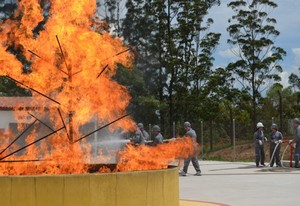 Quanto Custa Treinamento de Evacuação na Granja Viana - Treinamento Evacuação de Emergência